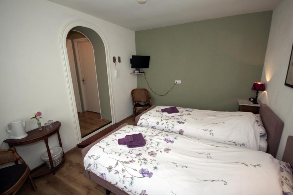 로트텀 Door & Roos B&B 객실 사진